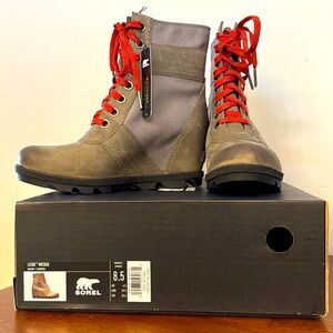 NWT, Sorel Lexie Wedge